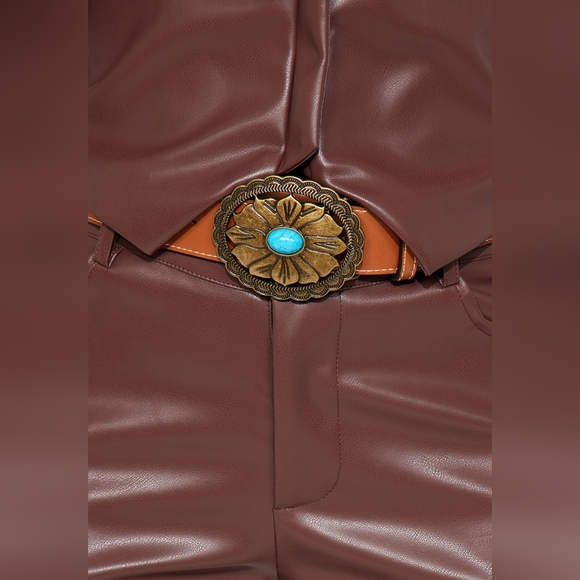 Yeehaw Faux leather set - Picture 3 of 5